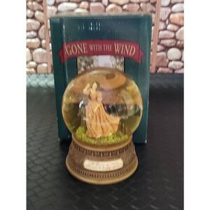 Gone With The Wind  Scarlett O'Hara San Francisco Waterglobe Music Box Snowglobe